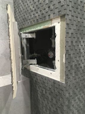 Люк под плитку Нажимной Секрет-Лайт 300*850 Люк под плитку Нажимной Секрет-Лайт 300*850